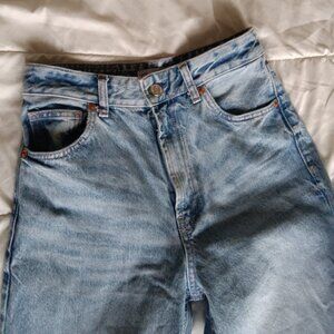 ZARA FULL LENGTH MID-RISE WIDE LEG JEANS (NWOT)
